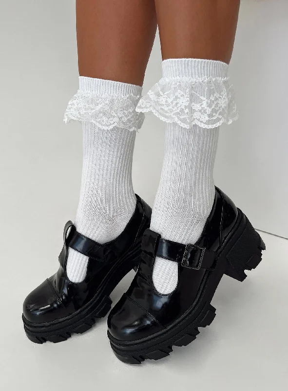 Serilda Frill Socks White