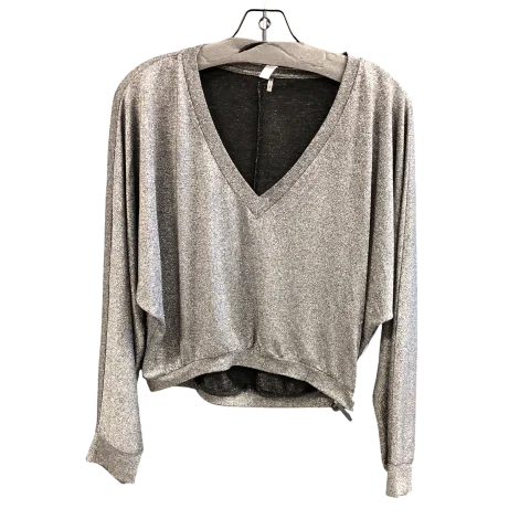 Top Long Sleeve By Glam In Silver, Size: L